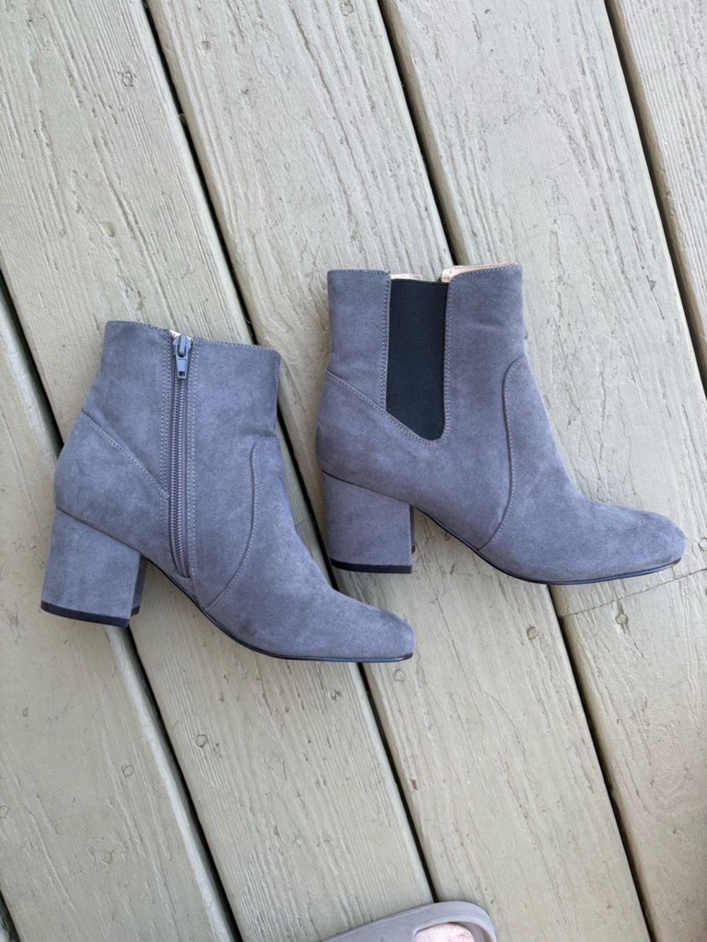 NWOT NINE WEST Women's Grey Suede Ankle Boots, Size: 6